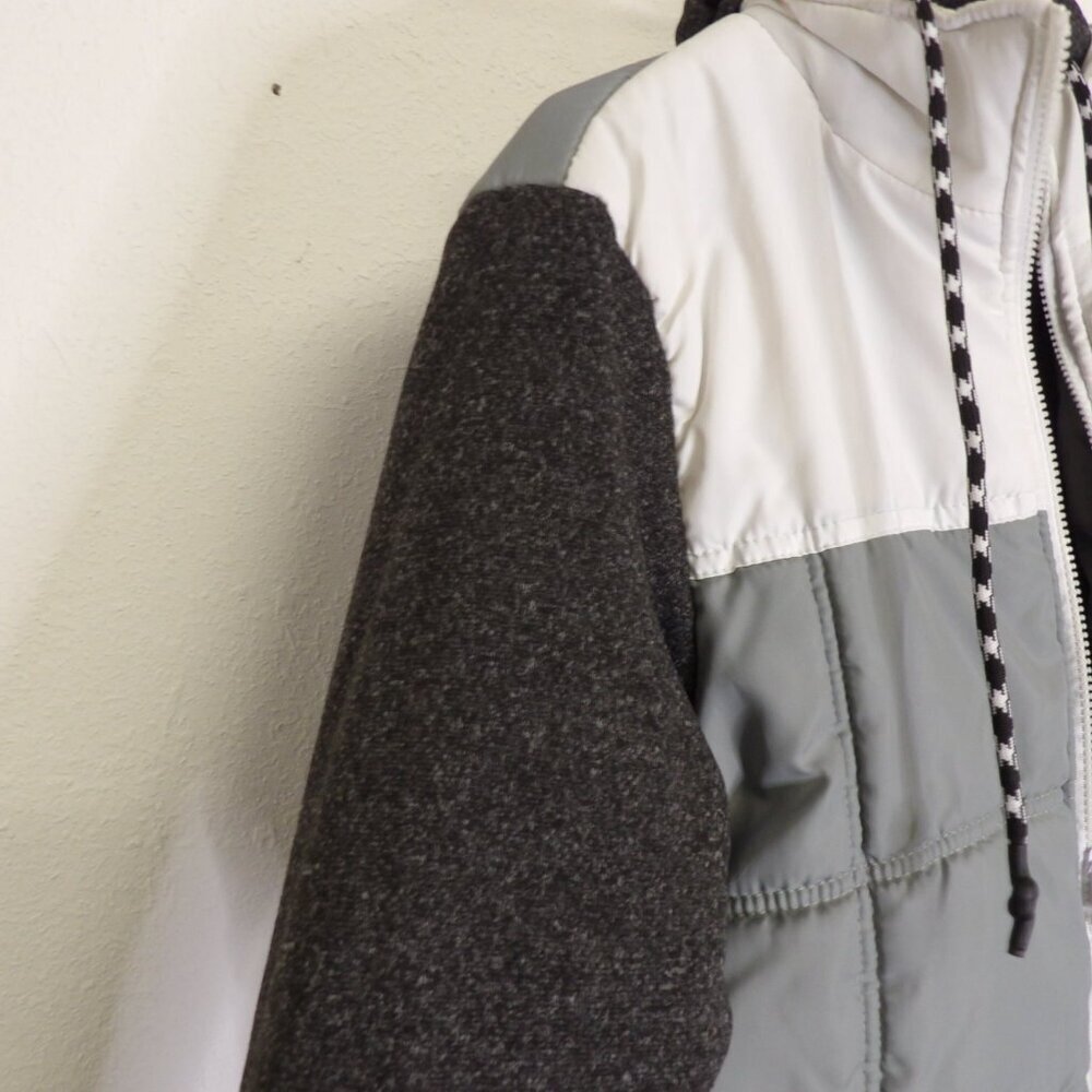 EUC Airwalk Jacket Unisex puffer with hood.‎ Size M - Picture 9 of 16